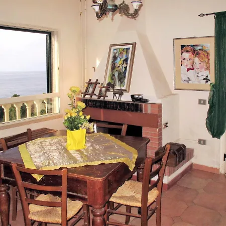 Le Terrazze 102s Apartamento *